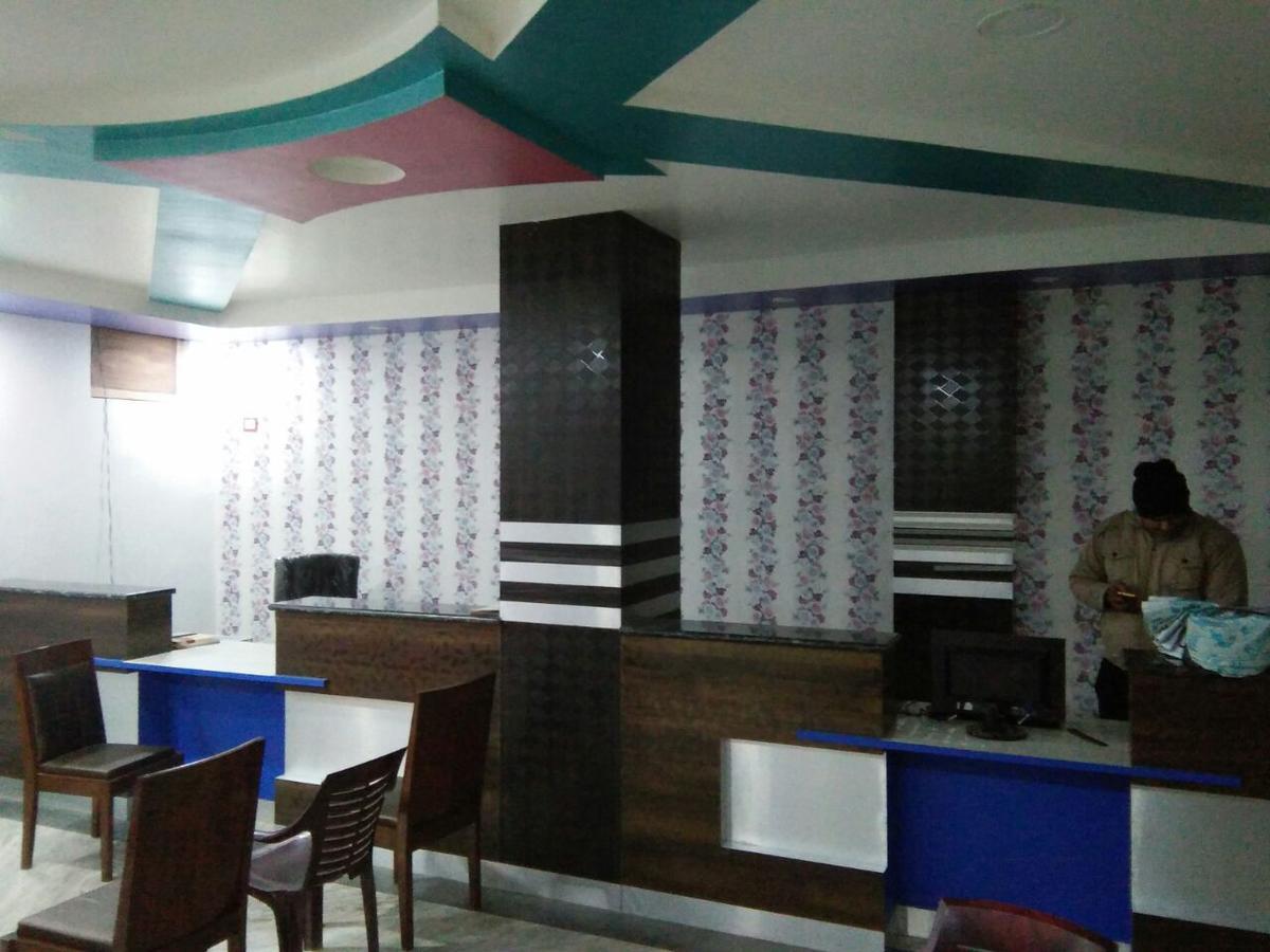 Hotel Singh International Basti Exterior foto