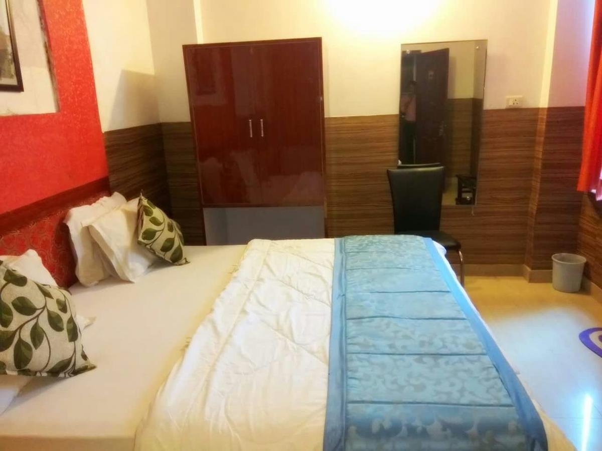Hotel Singh International Basti Exterior foto